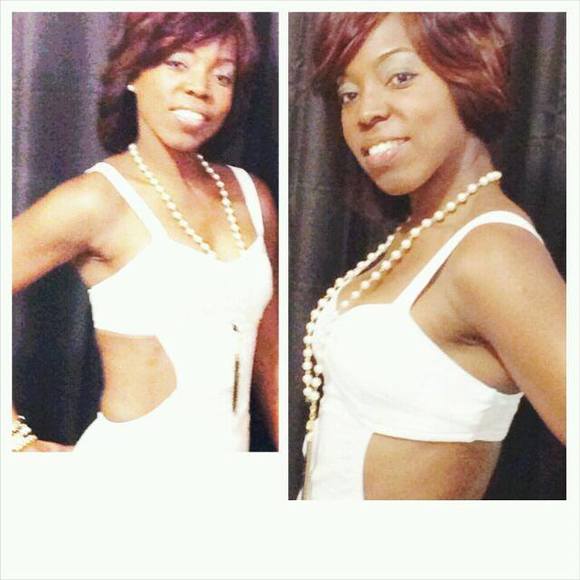 Meet your Posher, Nicole - Picture 1 of 1